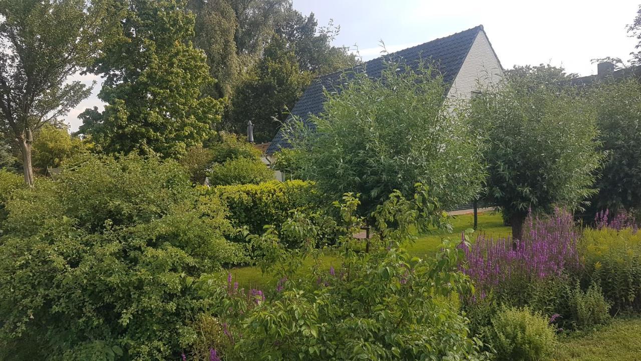 Zonnig Appartement Maasbommel. Εξωτερικό φωτογραφία