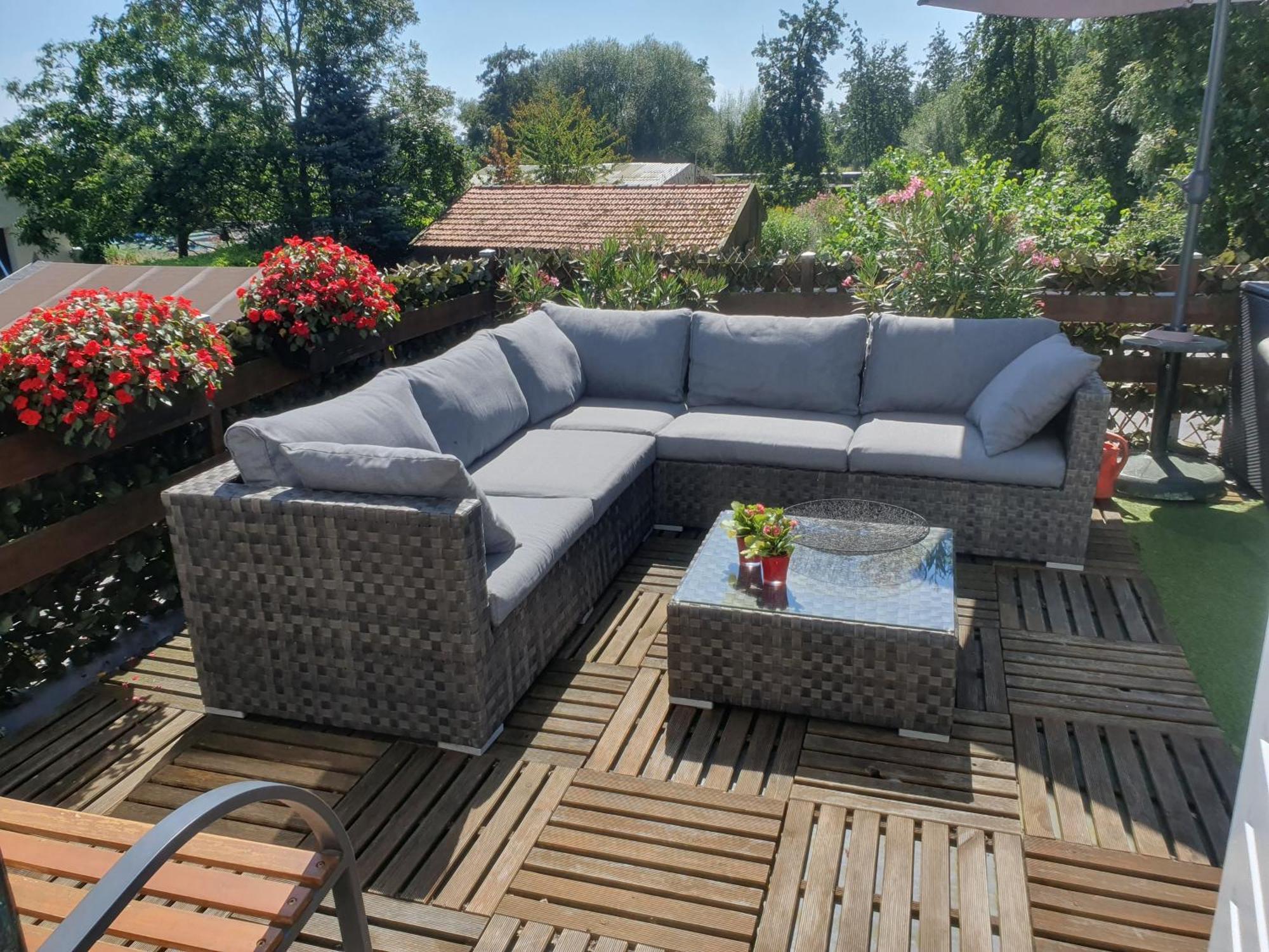 Zonnig Appartement Maasbommel. Εξωτερικό φωτογραφία
